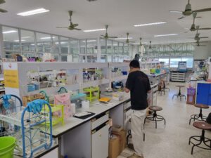 01_first_day_in_the_lab