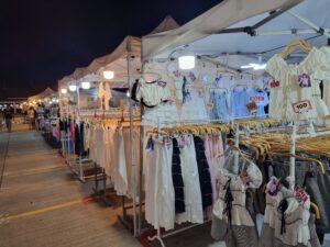 02_NightMarket